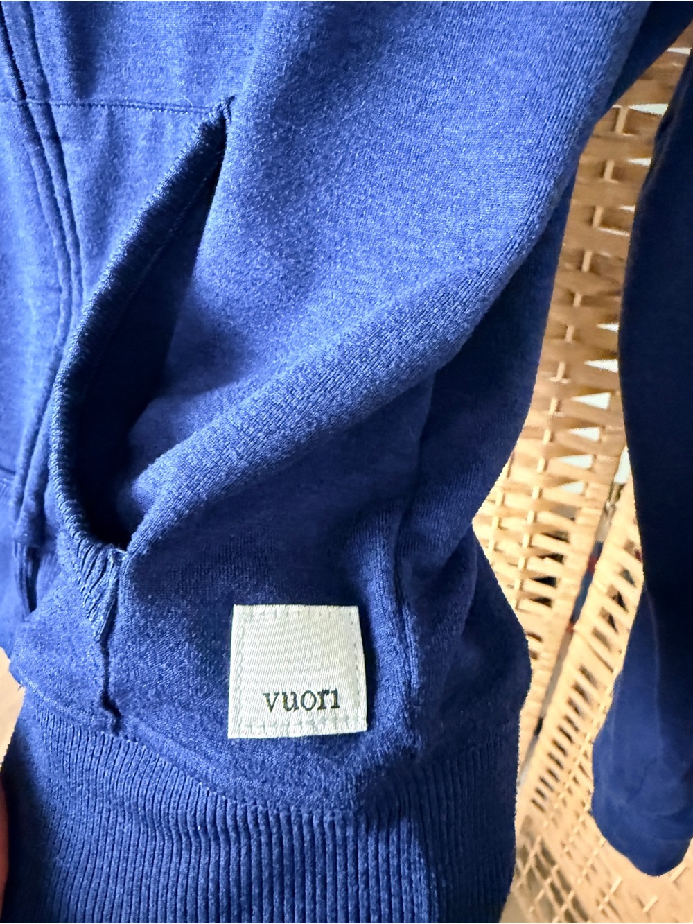 #221 Vuori Modern Full Zip Hoodie Blue Coast Heather Size Small - Picture 4 of 7